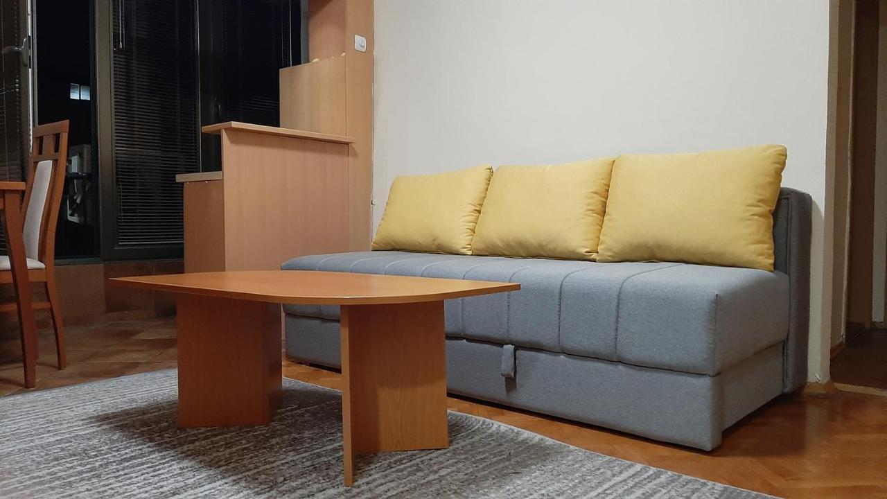 Square Exclusive Apartment 3N Skopje Exteriör bild